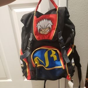 Kids backpack with small skateboard!